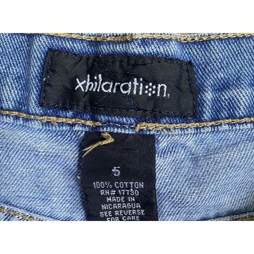 vintage 90’s 00’s Xhilaration jean shorts, Y2K, size 5 - Picture 3 of 7